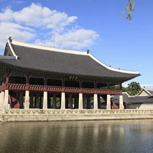 Gyeonghoeru pavilion, Gyeongbokgung Palace (Palace of Shining Happiness)