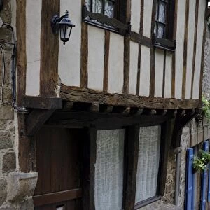 Half timbered houses, Rue du Petit Fort, Dinan, Cotes-d Armor, Brittany (Bretagne)