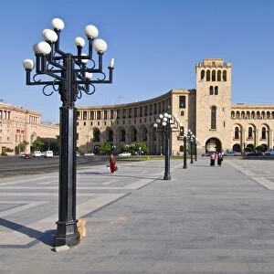 Hanrapetutyan Hraparak (Republic Square), Yerevan, Armenia, Caucasus, Central Asia, Asia