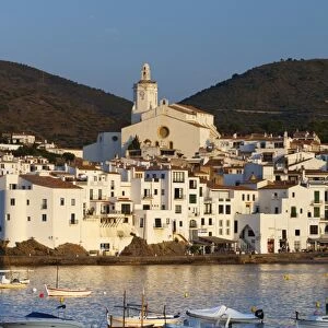 Harbour and town, Cadaques, Costa Brava, Catalonia, Spain, Mediterranean, Europe