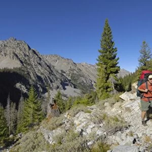 Hiking in the Baron Creek valley, Sawtooth Mountains, Sawtooth Wilderness