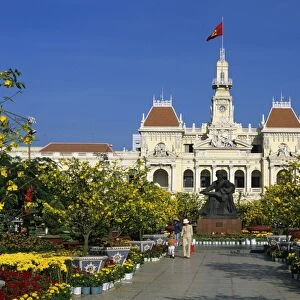 Hotel de Ville (Ho Chi Minh City Hall) decorated for Chinese New Year, Ho Chi Minh City (Saigon), Vietnam, Indochina, Southeast Asia, Asia
