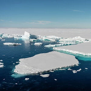 Icebergs, Larsen B Ice Shelf, Weddell Sea, Antarctica, Polar Regions