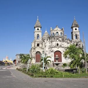 Iglesia de Guadalupe, Granada, Nicaragua, Central America