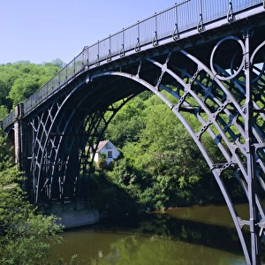 The Iron Bridge over the River Severn, Ironbridge, Shropshire, England, UK
