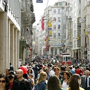 Istiklal Caddesi, Istanbuls main shopping street in Beyoglu quarter