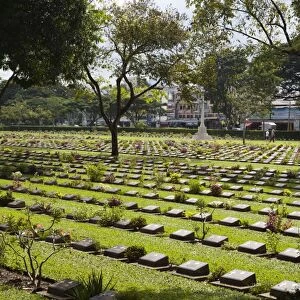 Kanchanaburi War War 2 Cemetery, Kanchanaburi, Central Thailand, Thailand, Southeast Asia, Asia