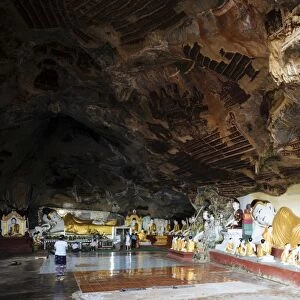 Kaw Gon Cave, Hpa-an, Kayin State, Myanmar (Burma), Asia