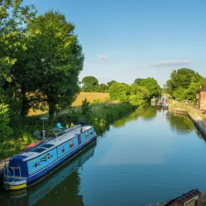 Kennet and Avon Canal at Pewsey near Marlborough, Wiltshire, England, United Kingdom, Europe