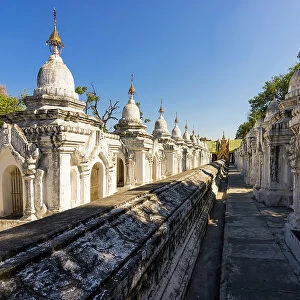 Kuthodaw Pagoda, Mandalay, Myanmar (Burma), Asia