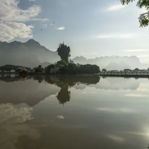 Kyauk Ka Lat Pagoda, Hpa An, Myanmar (Burma), Asia