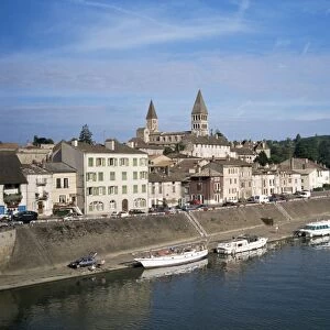 La Saone river and Tournus, Burgundy, France, Europe