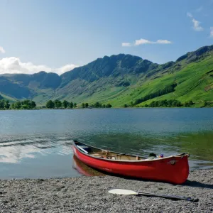 Lake Buttermere with Fleetwith Pike and Haystacks, Lake District National Park, Cumbria, England, United Kingdom, Europe