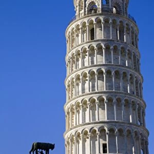 Leaning Tower and statue of Romulus and Remus, Pisa, UNESCO World Heritage Site, Tuscany, Italy, Europe