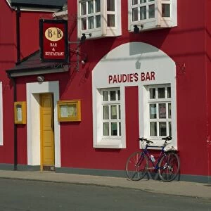 Longs Restaurant and Paudies Bar