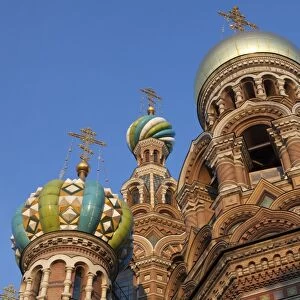 Looking up at the domes of the Church on Spilled Blood, UNESCO World Heritage Site, St. Petersburg, Russia, Europe