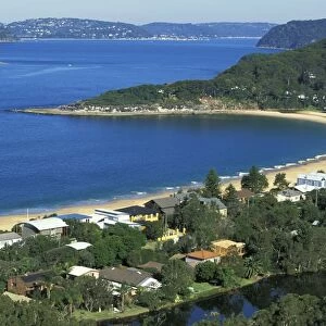 Looking south across Pearl Beach and Broken Bay towards the mouth of the Hawkesbury River