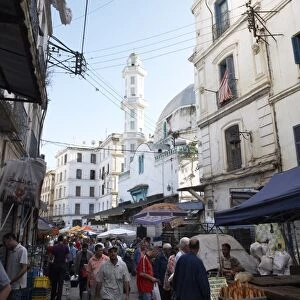 Market stalls in the Casbah, Algiers, Algeria, North Africa, Africa