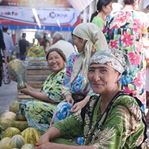 Market women selling pumpkins, Khojand, Tajikistan, Central Asia, Asia
