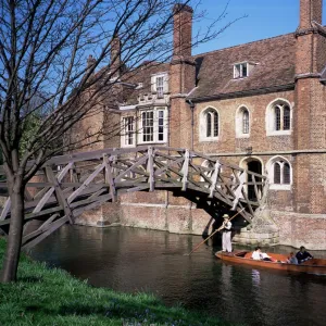 Mathematical Bridge, Queens College and punt, Cambridge, Cambridgeshire