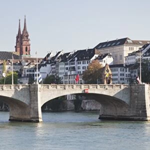 Mittlere Rheinbrucke Bridge and Cathedral, Grossbasel, Basel, Canton Basel Stadt, Switzerland, Europe