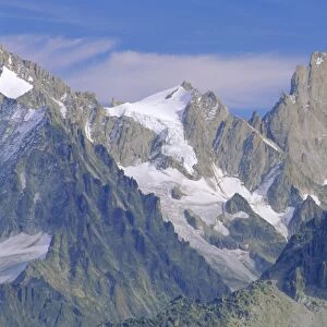 Mont Blanc range near Chamonix, Haute-Savoie, French Alps, France, Europe