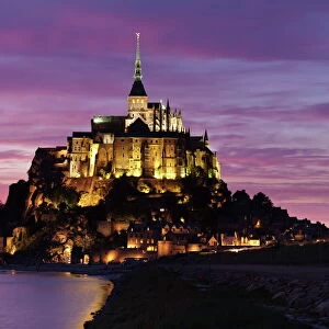 Mont Saint Michel at sunset, UNESCO World Heritage Site, Department Manche, Basse Normandy, France, Europe