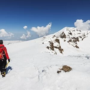 Mount Aragats, 4090m, highest mountain in Armenia, Aragatsotn Province, Armenia, Caucasus