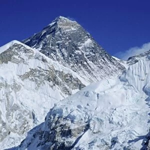 Mount Everest from Kala Pata
