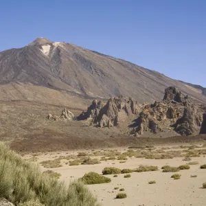 Mount Teide from Llano de Ucanca, Tenerife, Canary Islands, Spain, Europe