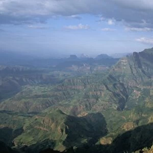 Mountain scenery near Sankaber, Simien Mountains National Park, UNESCO World Heritage Site