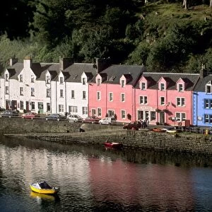 Multicoloured houses