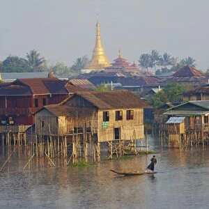 Nampan village, Inle Lake, Shan State, Myanmar (Burma), Asia