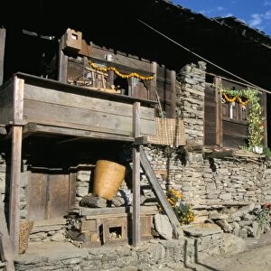 Old houses in Syarbru village