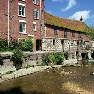 Old mill near Salisbury, Wiltshire, England, United Kingdom, Europe