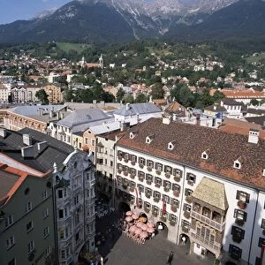 Old Town with Goldenes Dachl, Innsbruck, Austria, Europe