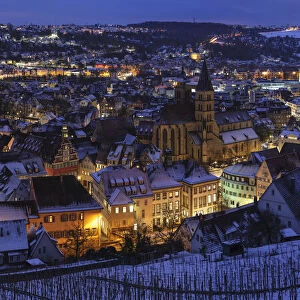 Old town with St. Dionys Church in winter, Esslingen am Neckar, Baden Wurttemberg, Germany, Europe
