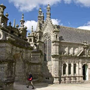 Ossuary, St. Thegonnec parish enclosure dating from 1610, Leon, Finistere, Brittany, France, Europe