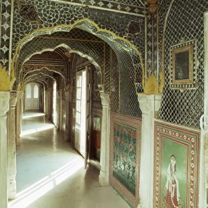 Detail of one of the painted and mirrored corridors