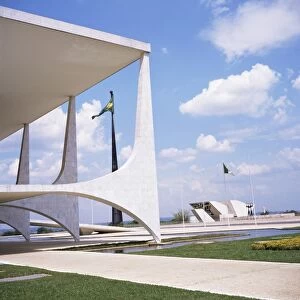 Palacio do Planalto in foreground, Brasilia, UNESCO World Heritage Site