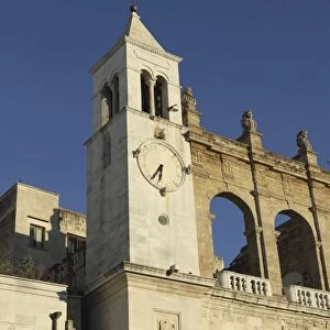 Palazzo del Sedile dei Nobili clock tower, Piazza Mercantile (Market Square), in