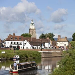 The Pepperpot and town on the River Severn, Upton upon Severn, Worcestershire, England, United Kingdom, Europe