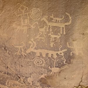 Petroglyphs near Una Vida, Chaco Culture National Historical Park, UNESCO World Heritage Site, New Mexico, United States of America, North America