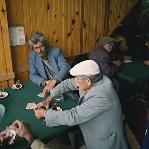 Phaeton drivers playing cards, Buyuk Ada, Princes Islands (Kizil Adalar), Turkey, Eurasia