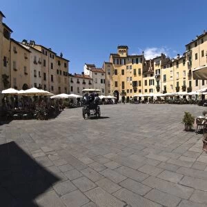 Piazza Anfiteatro, Lucca, Tuscany, Italy, Europe