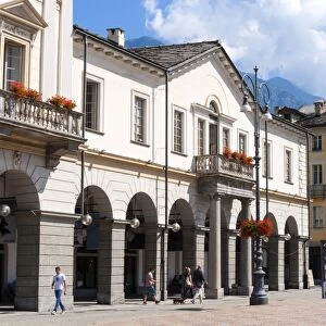 Piazza Emile Chanoux, Aosta, Aosta Valley, Italian Alps, Italy, Europe