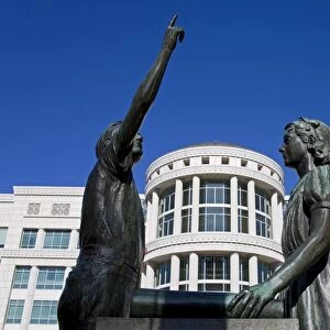 Pledge of Allegiance Statue and Scott M. Matheson Courthouse, Salt Lake City