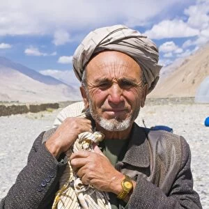 Portrait of a Afghan Tajik man, Wakhan corridor, Ishkashim, on border of Tajikistan with Afghanistan, Tajikistan, Central