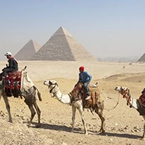 The Pyramids, Giza, UNESCO World Heritage Site, near Cairo, Egypt, North Africa, Africa