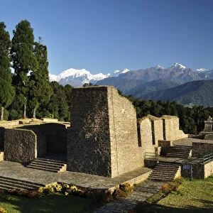 Rabdentse ruins and Kangchenjunga, Pelling, West Sikkim, Sikkim, India, Asia